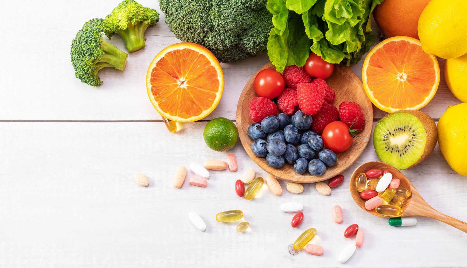 https://elwarpharma.com/wp-content/uploads/2025/05/elwar-merceologici-1920x1100-nutraceutici-1.jpg